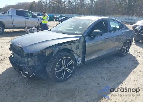 2021 Volvo S60 T6 R-Design z USA, uszkodzony, nr VIN 7JRA22TM8MG082065